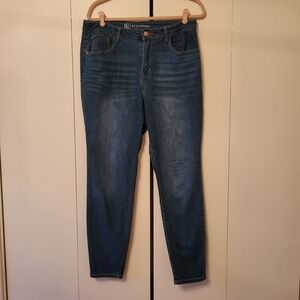 No Boundaries High Rise Skinny Jeans Womens Medium Blue  Size 15